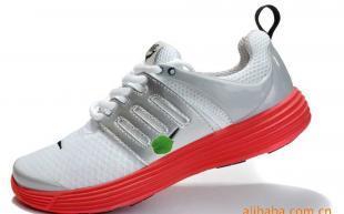 二手工廠設(shè)備與運(yùn)動(dòng)裝備資源對(duì)接 1810運(yùn)動(dòng)鞋產(chǎn)線與運(yùn)動(dòng)服庫(kù)存的流通機(jī)遇